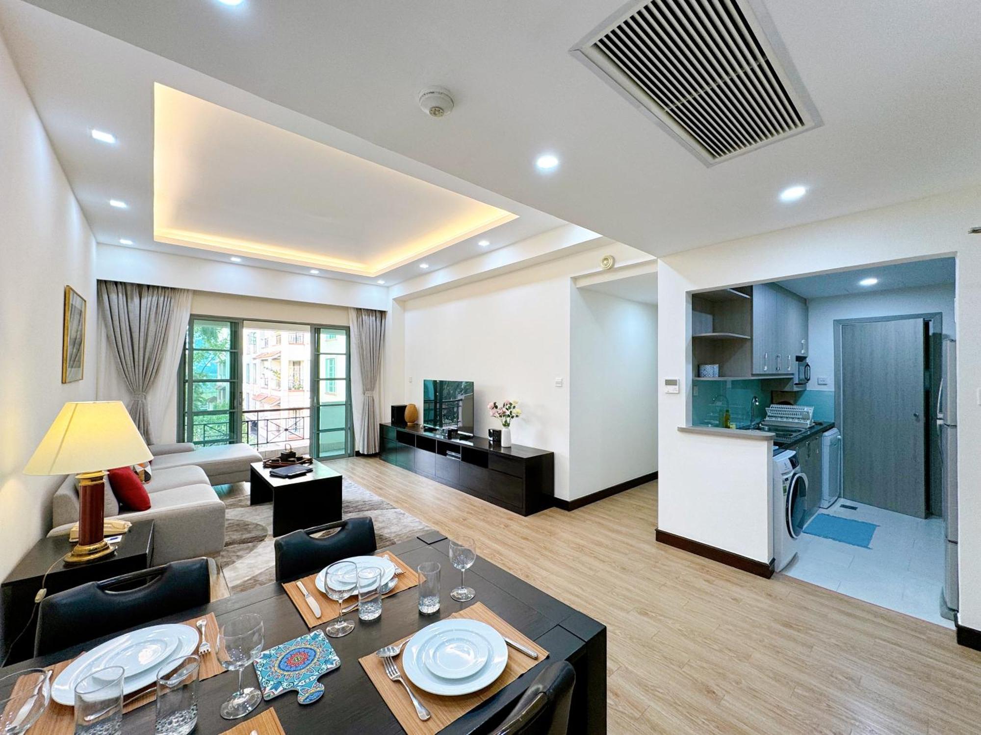 Diamond Westlake Suites Hanoi Exterior photo